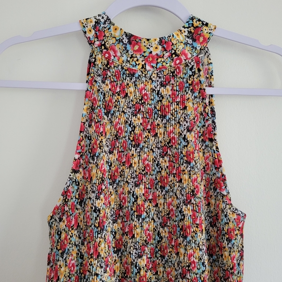 NWT Pleione Floral‎ Cottagecore Halter Neck Flowy Sleeveles Blouse S - Picture 2 of 10